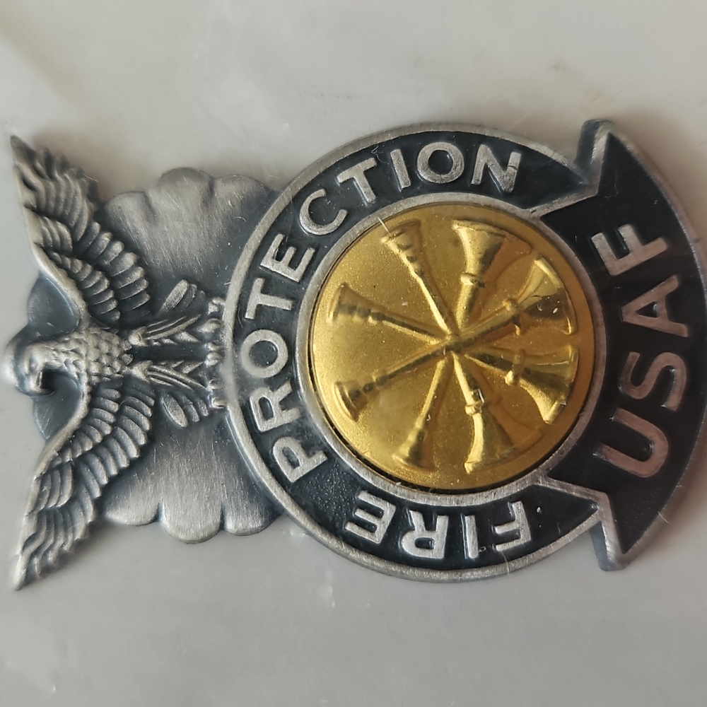 USAF Fire Protection Deputy Fire Chief Badge NIB Men Women